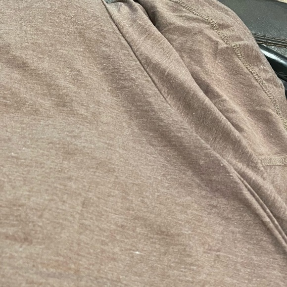 NWT Yelete Brown Bell Sleeve Pullover Tunic Top in XL, 2x or 3x Plus Si… - Picture 7 of 7